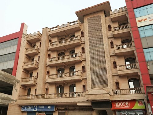 Oyo 13551 Haveli Palace