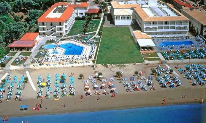 Фото отеля 1