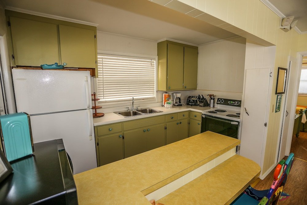 Фото 756 Estero Blvd