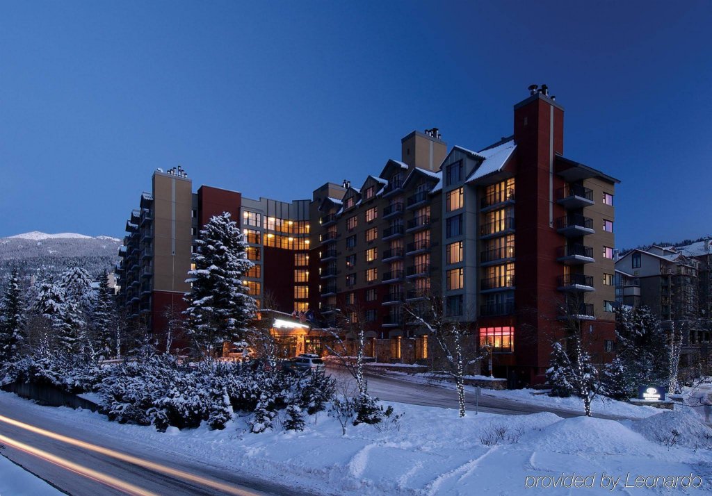 Фото Hilton Whistler Resort & SPA