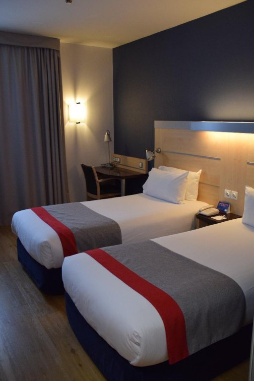 Фото Holiday Inn Express Madrid Rivas by IHG