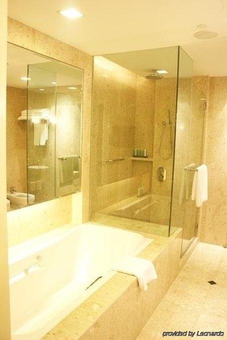 Фото Hotel Equatorial Ho Chi Minh City