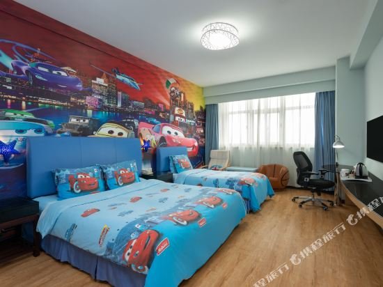 Фото Holiday Inn Shanghai Jing'an