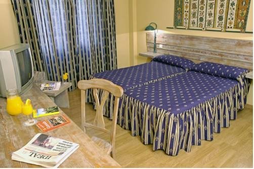 Фото Catalonia Granada Hotel