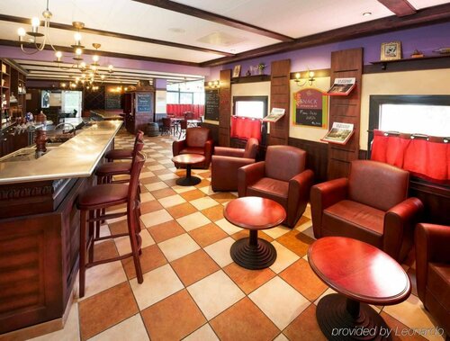 Внешний вид отеля ibis Nantes La Beaujoire Parc Expo Hotel в Нанте, фото 5