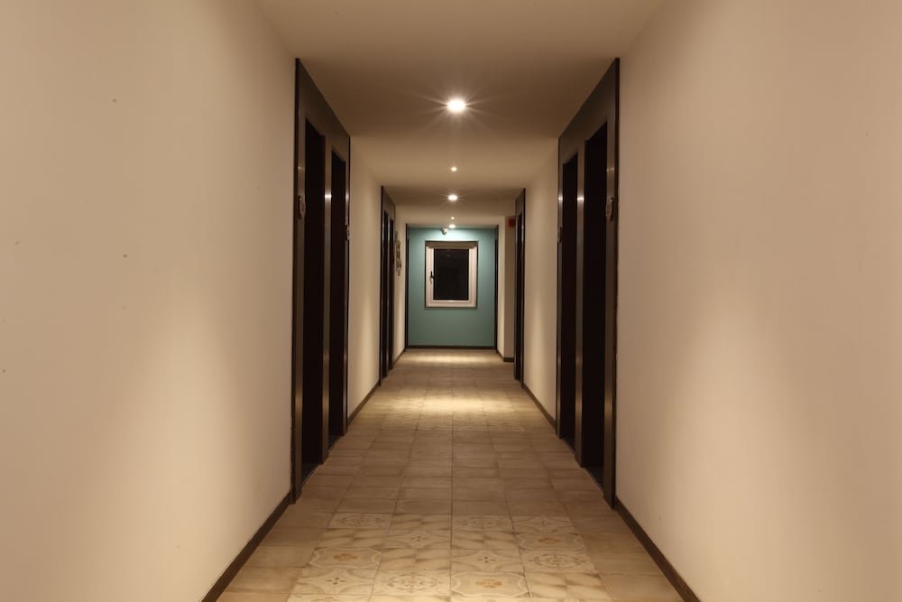 Фото Indy Waterfront Resort