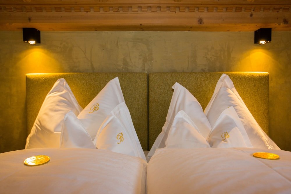 Фото Hotel Brunnenhof