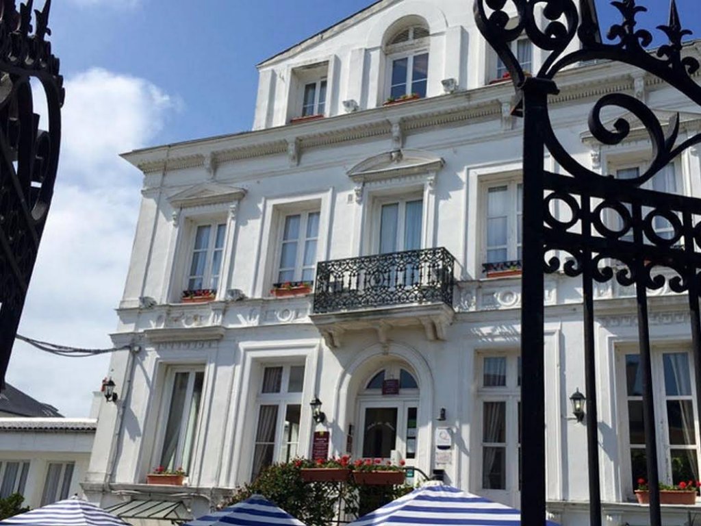 Фото Hôtel La Bonne Adresse