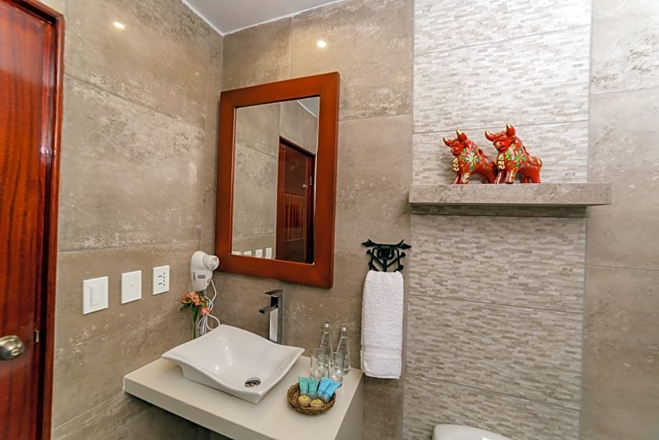 Фото Yawar Inka Hotel