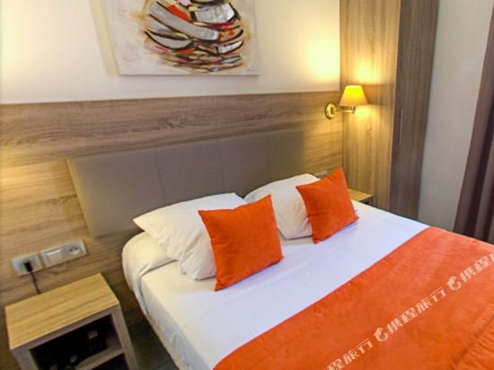 Фото Hotel Parisien