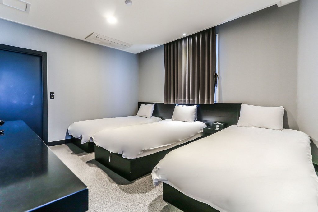 Фото Ekonomy Hotel Sokcho