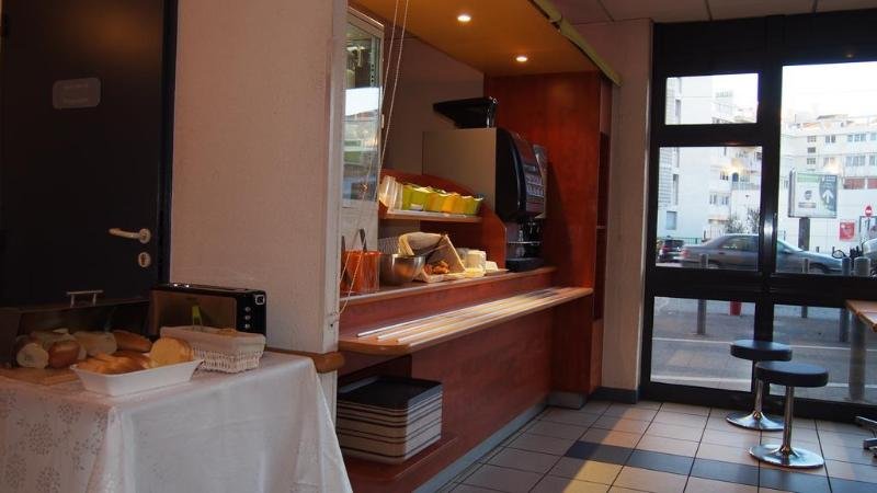 Фото Ibis Budget Marseille Timone