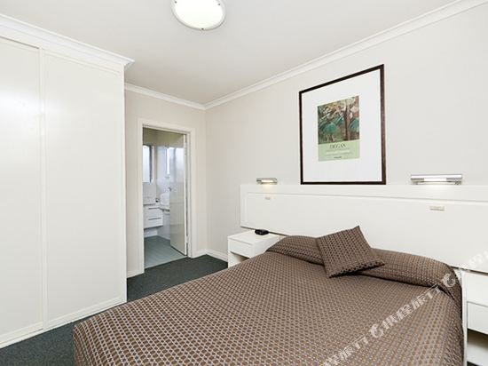 Фото Forrest Hotel and Apartments