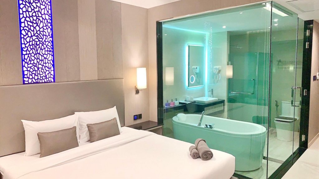 Фото The TJ Hotel