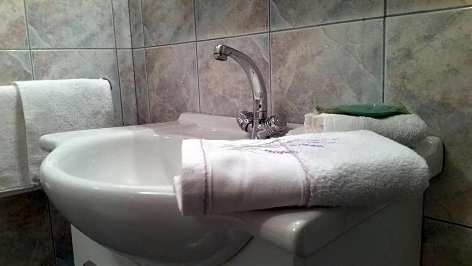 Фото Guest House Amalija