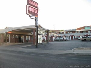 Dixie Palms Motel