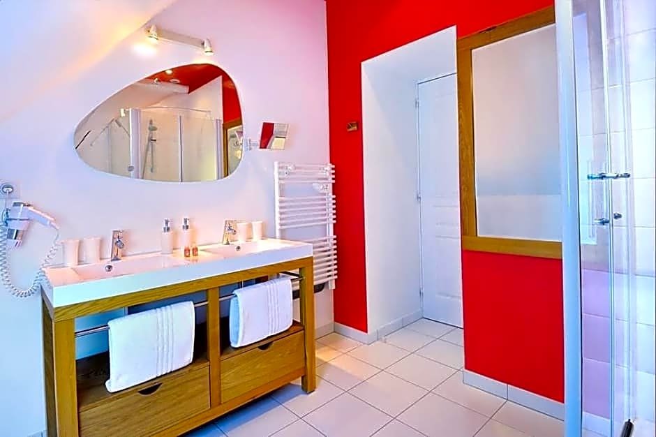 Фото The Originals Boutique, Hôtel Le Londres, Saumur