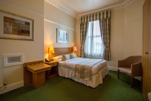 Фото A Park View Hotel