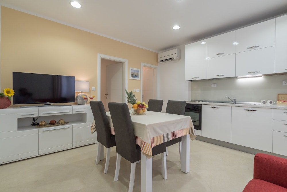 Фото Drop In Split Luxury Suites