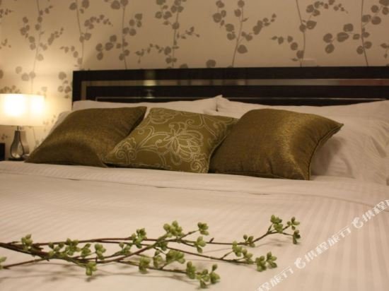 Фото Max Pavilion Boutique Serviced Suites