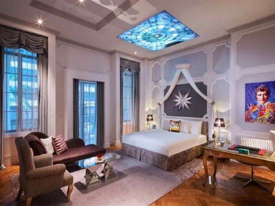 Фото QT Singapore