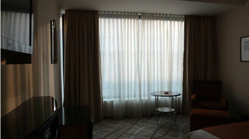 Фото Hotel Marine Plaza Mumbai