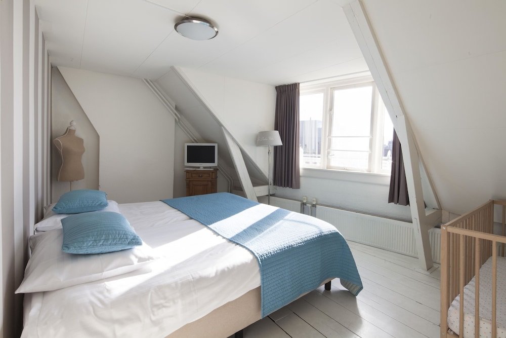 Фото Hotel Grand Cafe Xl