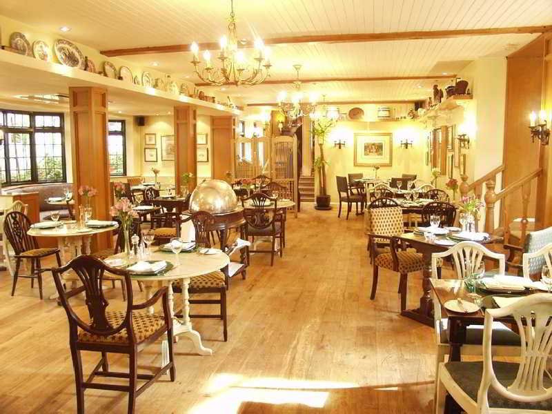 Фото The George of Colchester