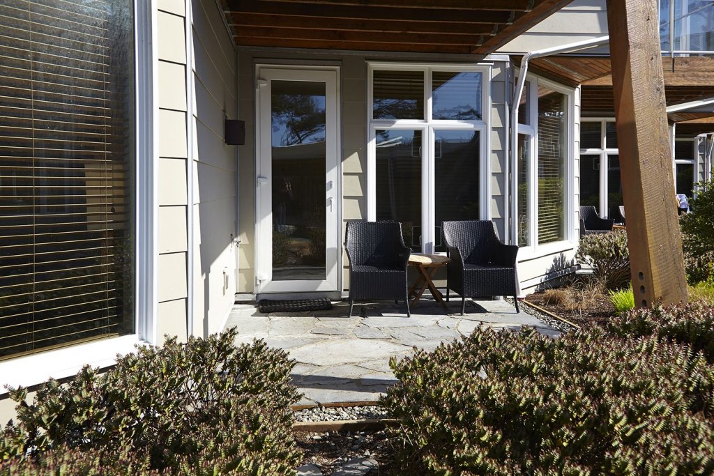 Фото Cox Bay Beach Resort