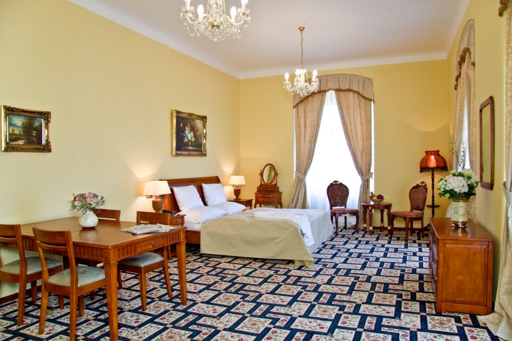 Фото Отель Chateau Zbiroh