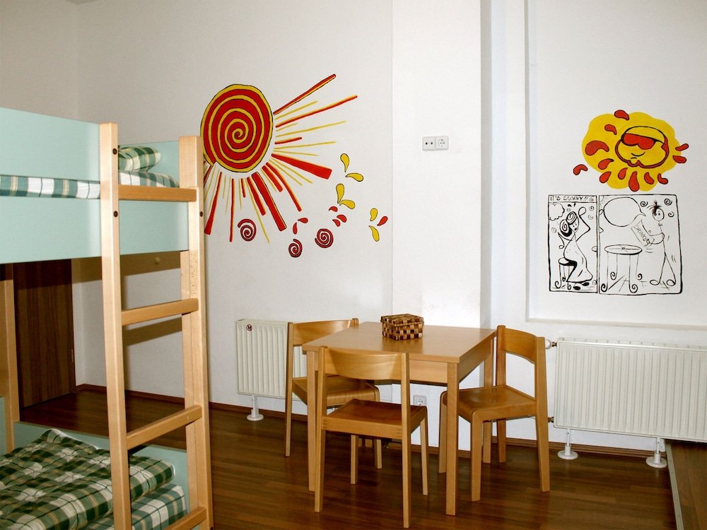 Фото Sleepy Lion Hostel, Youth Hotel & Apartments Leipzig