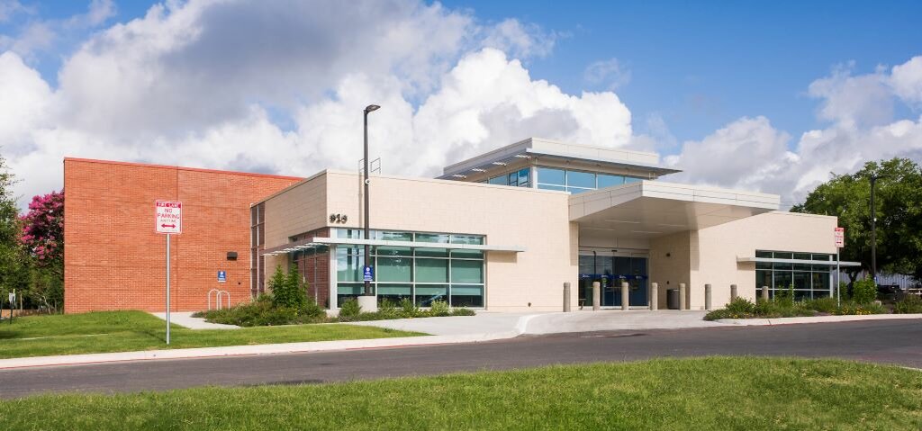 Medical center, clinic Dr. Robert L. M. Hilliard Center - University Health, San Antonio, photo