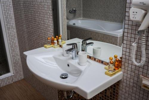 Фото Hotel Kirov