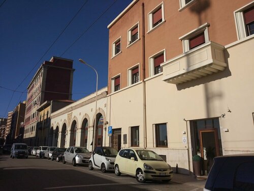 Гостиница Spacebility City в Кальяри