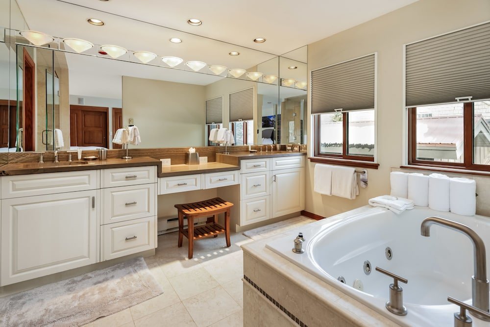 Фото Aspen Silverglo by Frias