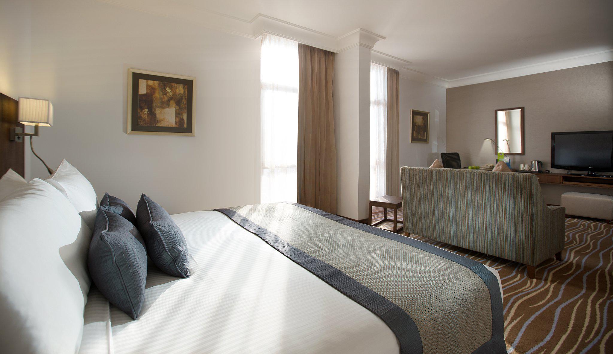 Фото Copthorne Downtown Abu Dhabi