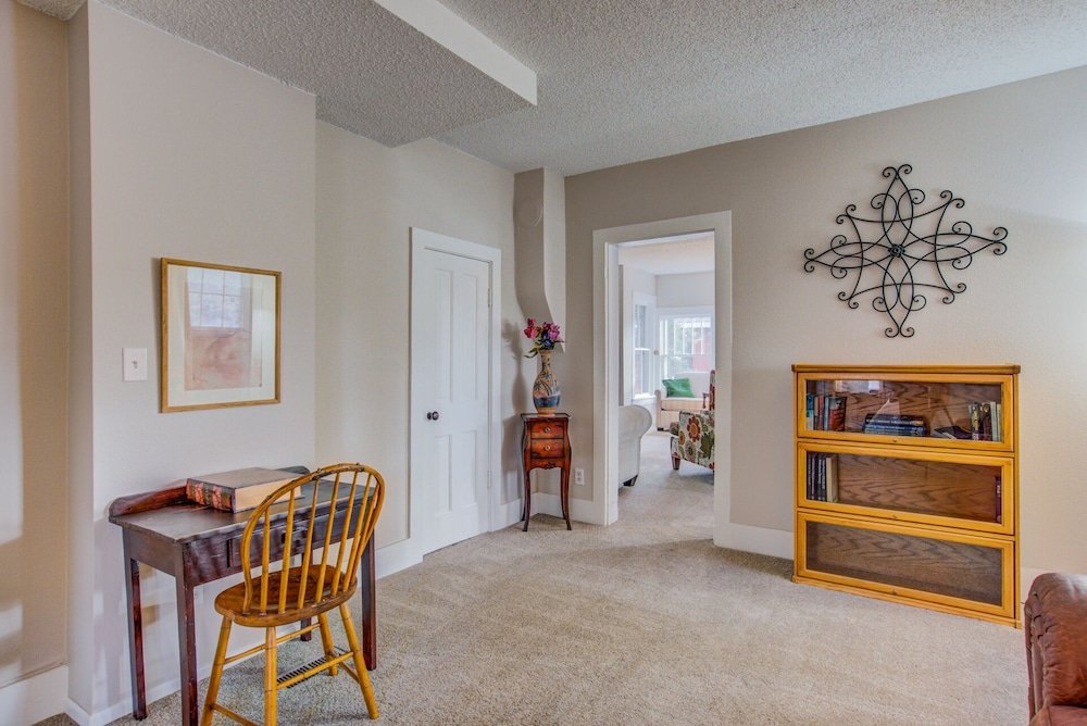 Фото 5brmonument Historic Charmminutes To Hiking