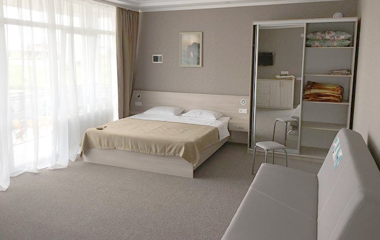 Фото Лазурный