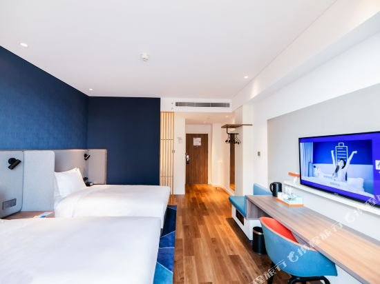 Фото Holiday Inn Express Yantai Fulai