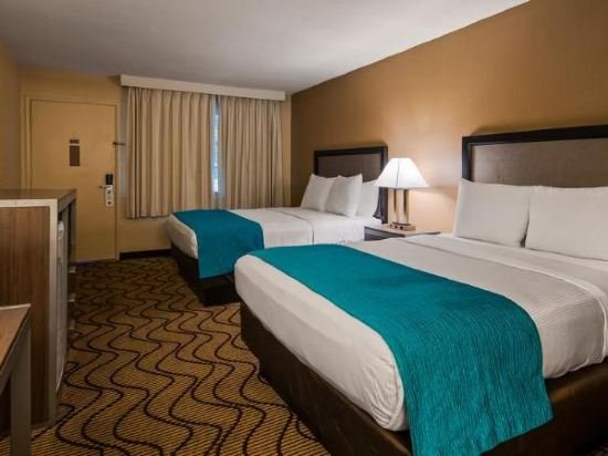 Фото SureStay Plus Hotel by Best Western Sacramento North
