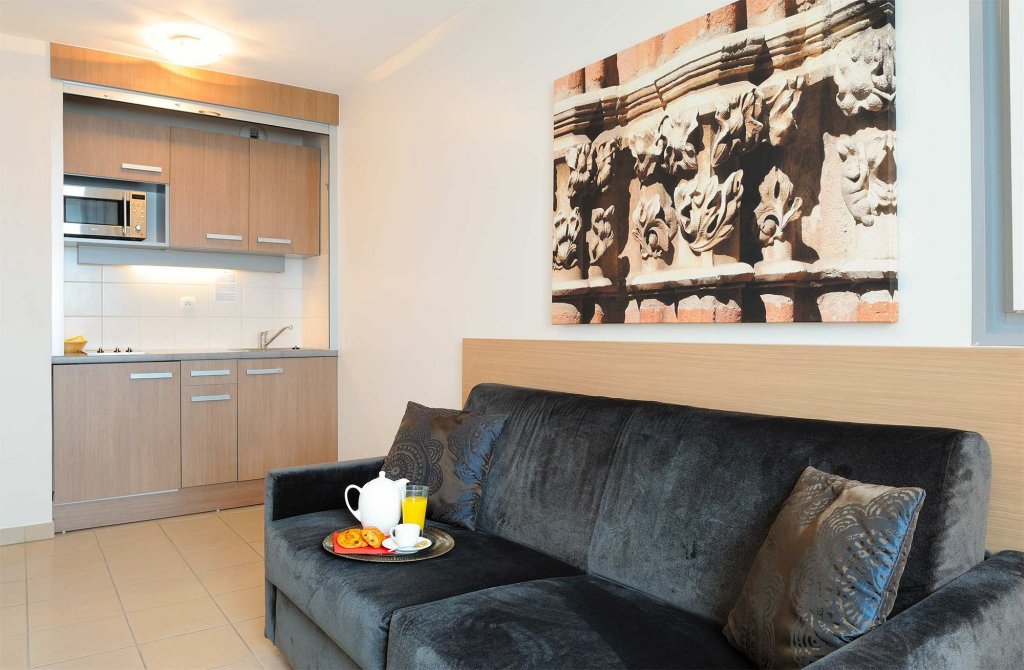 Фото Residhome Toulouse Occitania