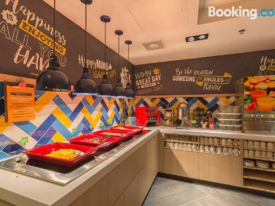 Фото Hampton by Hilton Utrecht Central Station