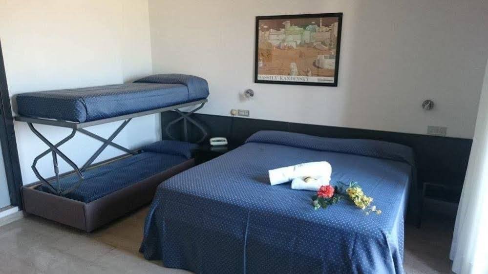 Фото Hotel Grand Meeting