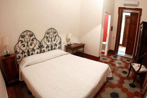 Апартаменты Bellezza Suites в Кальяри