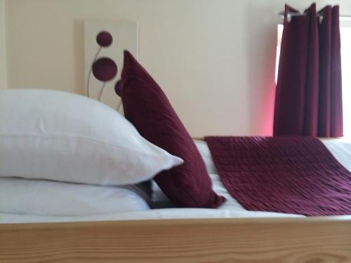 Фото The Railway Sleeper Lodge