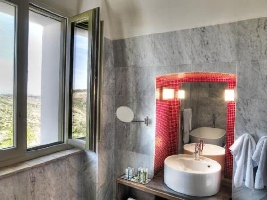 Фото Torre Fiore Hotel Masseria