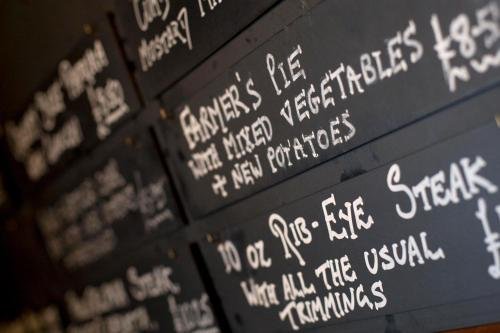 Фото The Port William