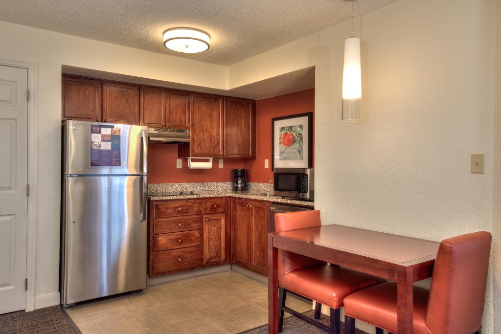 Фото Residence Inn by Marriott Buckhead Lenox Park