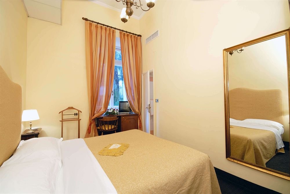 Фото Hotel La Ville