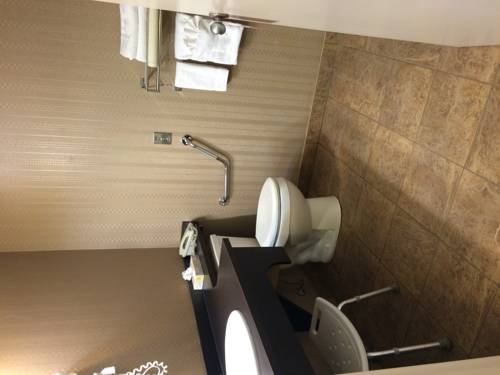 Фото Super 8 by Wyndham Edson